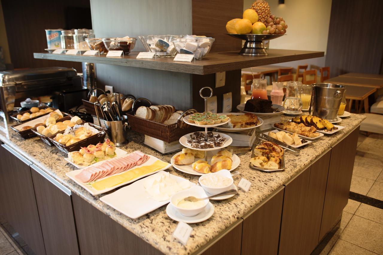 Summit Montese Tower Hotel เฮเซนเจ ภายนอก รูปภาพ